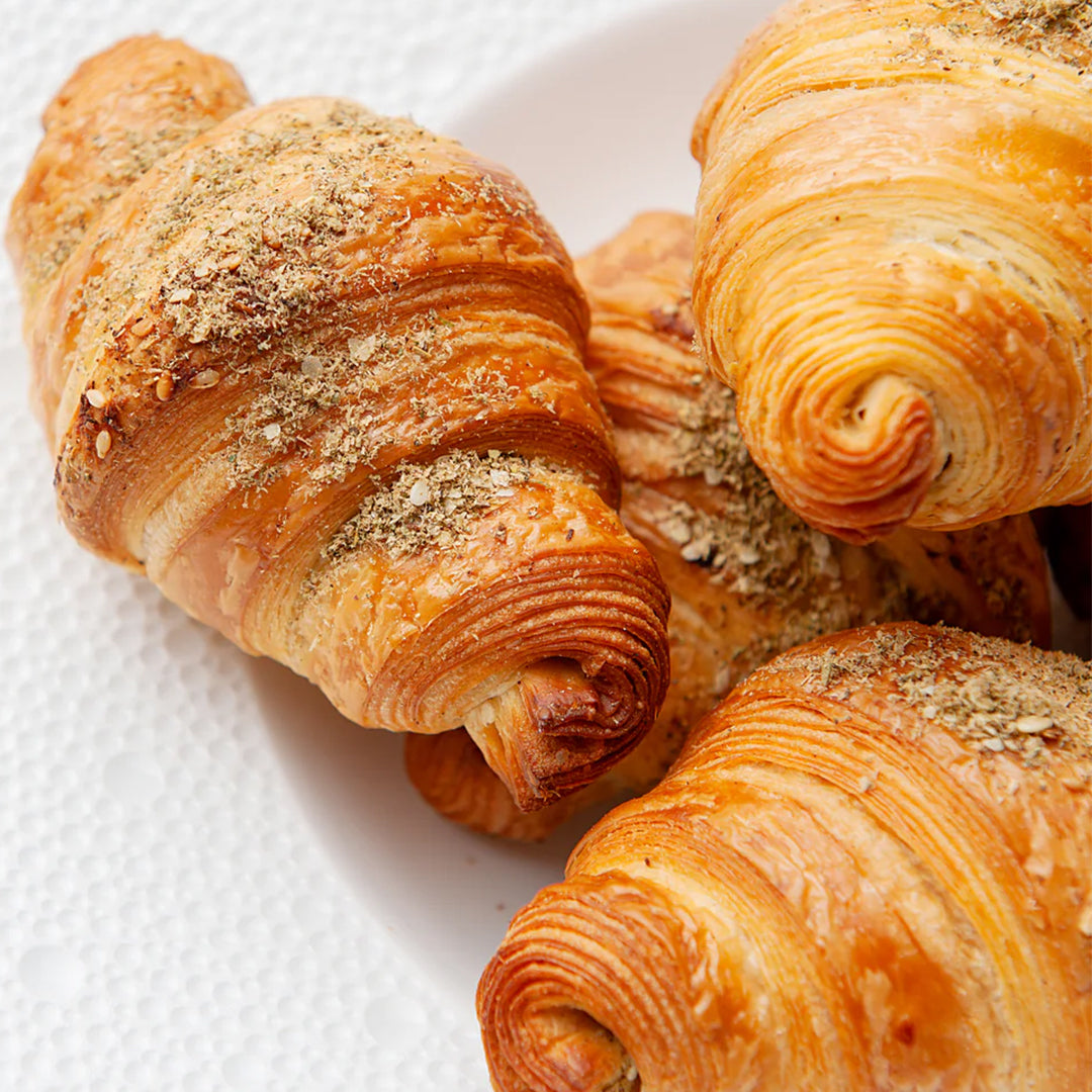 Clement Mini Zaatar Croissant (Frozen)– Pack of 12x32g